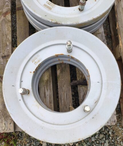 MC CORMICK PESO RUOTA 85 KG